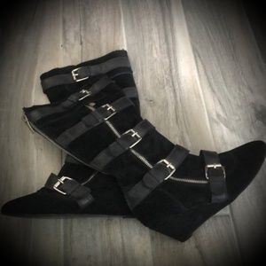 Colin Stuart Suede Leather Boots